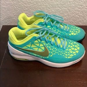 Great condition Nike shoes!